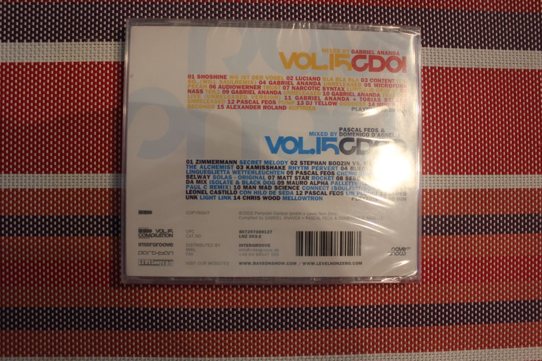 CD: Rave On Snow Vol. 15 Compilation CD NEU MIT RISS – Nuovo e nell'imballaggio originale da Geroldswil venduto da CD-Verkauf-2022 1