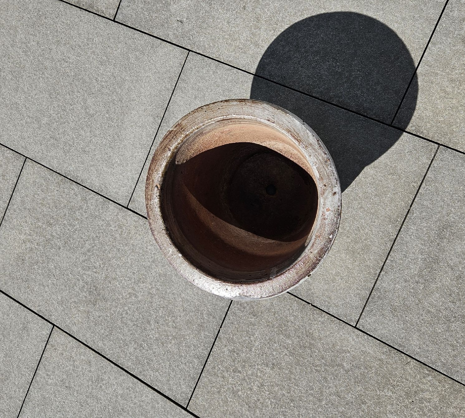 Vasi per fiori: Robuster Blumentopf mit Muster Dekoration  – Usato da Menziken venduto da the_zw6x 3