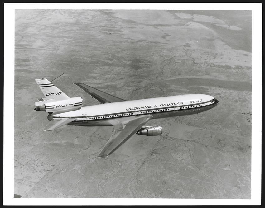 Fotografie & Manifesti: Fotografie Flugzeug McDonnel Douglas DC- – Usato da Berlin venduto da bartko-reher