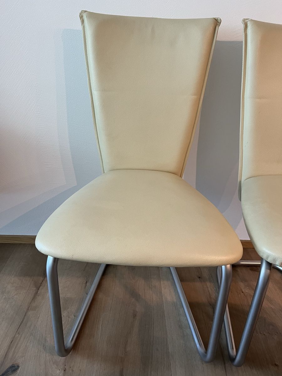 Stühle: Essstühle: 4er Set Echtleder Metallgestell Beige – Gebraucht aus Wolhusen von fri_9ywt 1