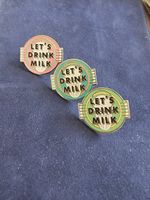 3 Pin-Set Lets Drink Milk