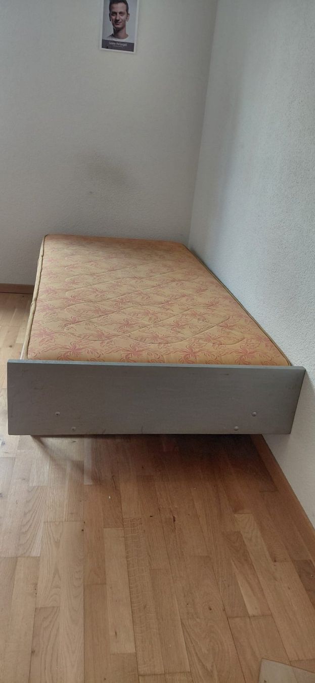 Betten: Bett inkl matratzen – Gebraucht aus Bern von Mariaangie 1