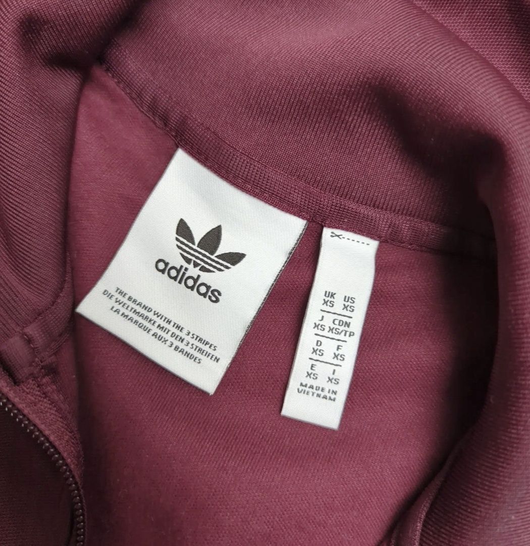Adidas Giacche: Adidas, Veste  Bordeaux Taille XS – Nuovo (secondo la descrizione) da Le Locle venduto da sAm_2112 1