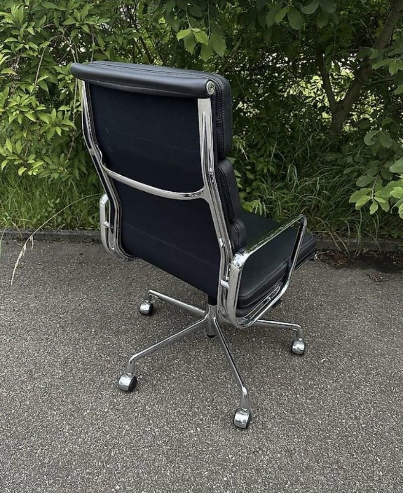 Vitra Stühle: VITRA EA 219 – Gebraucht aus Rikon im Tösstal von Design4Life 5