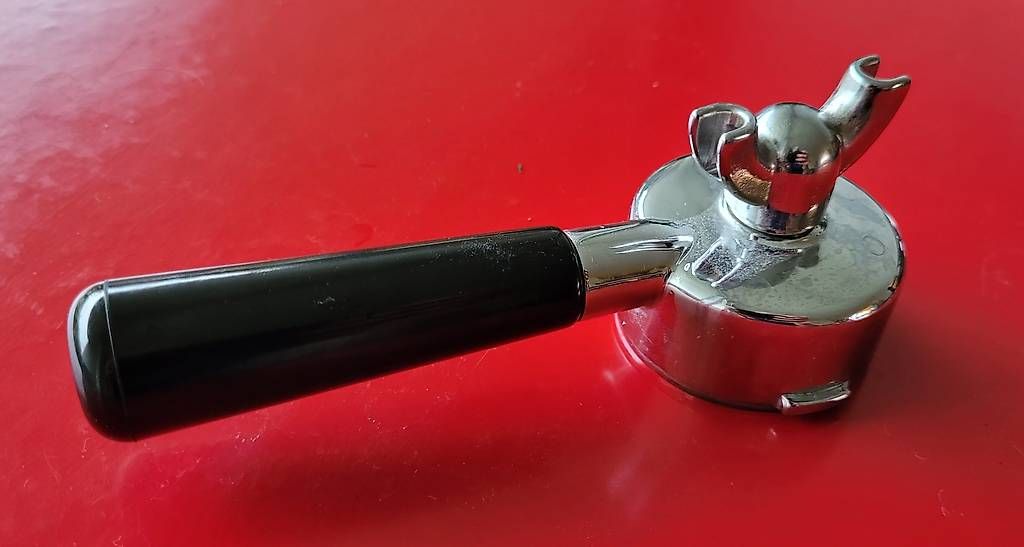 La Pavoni Macchine per caffè & Macchine per espresso: 2er Siebträger La Pavoni 51mm – Usato da Zürich venduto da Magnetrak 2