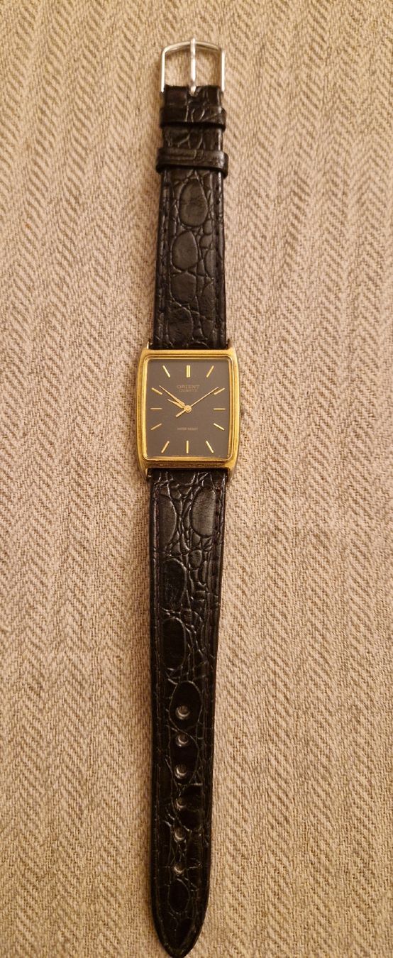 Orient Uhren: Orient Uhr – Gebraucht aus Bern von  2