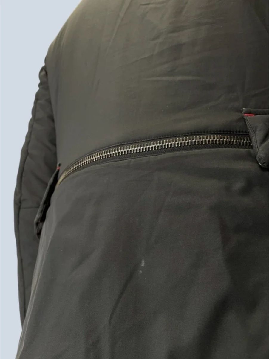 Prada Jacken: Prada Black Puffer Jacket, Size 44, Light – Gebraucht aus Rümlang von Fox_19 5