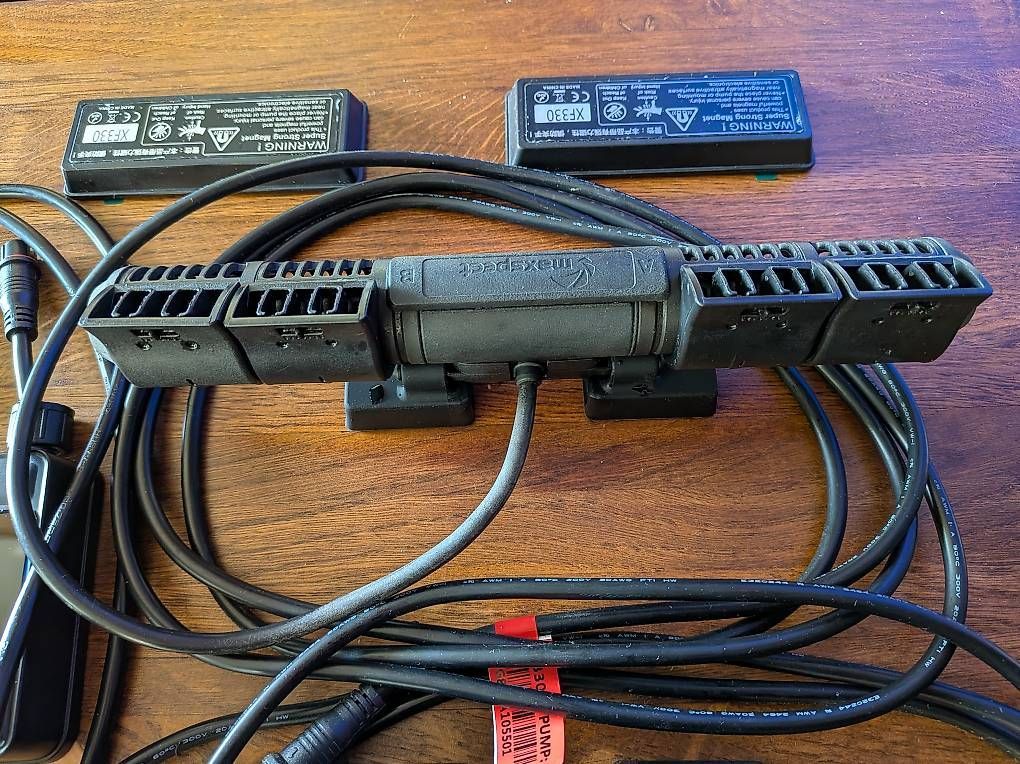 Pompe: Maxspect Gyre 330 CE Double – Usato da Arni BE venduto da Psyfuchs 3