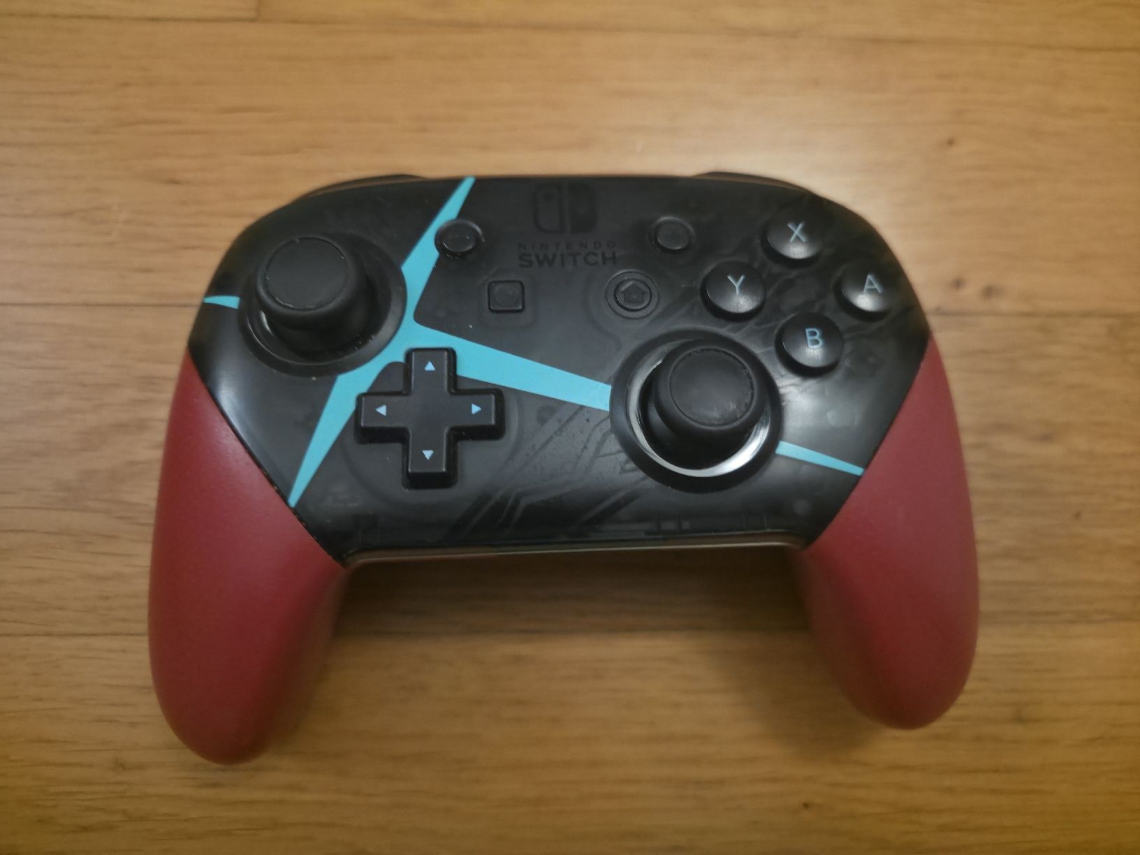 Nintendo Controller: Nintendo Switch Pro Controller Xenoblade Chronicles Edition – Gebraucht aus Zürich von jabo22