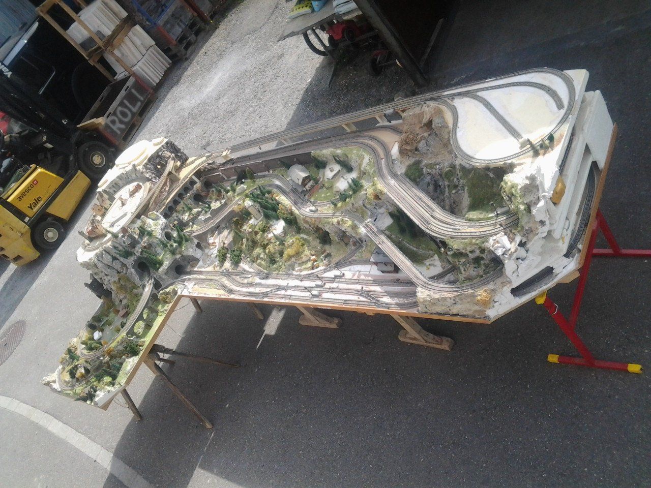Märklin Modellini di ferrovie: Eisenbahnanlage – Usato da Hinwil venduto da rolifou 1