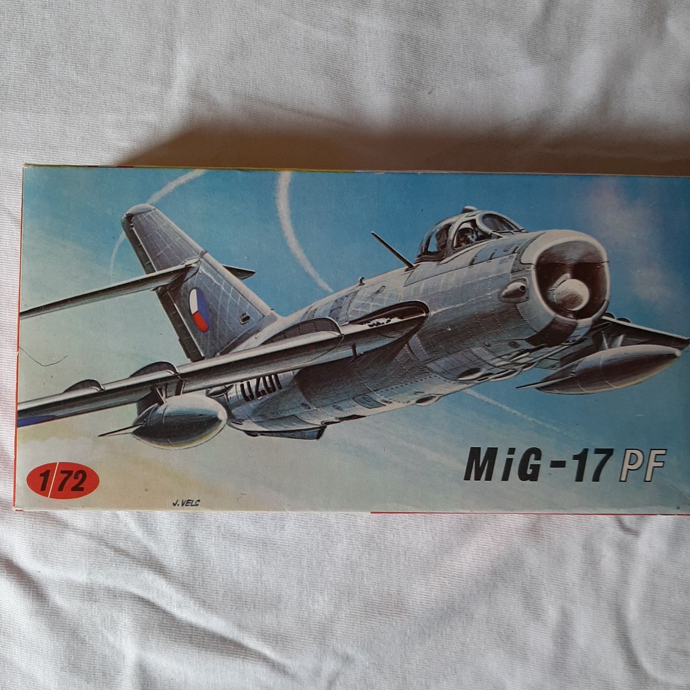 Modellbausätze & Standmodelle: 3129 ... MIG-17 PF ... KP 7 – Gebraucht aus Bonstetten von Benibanny59