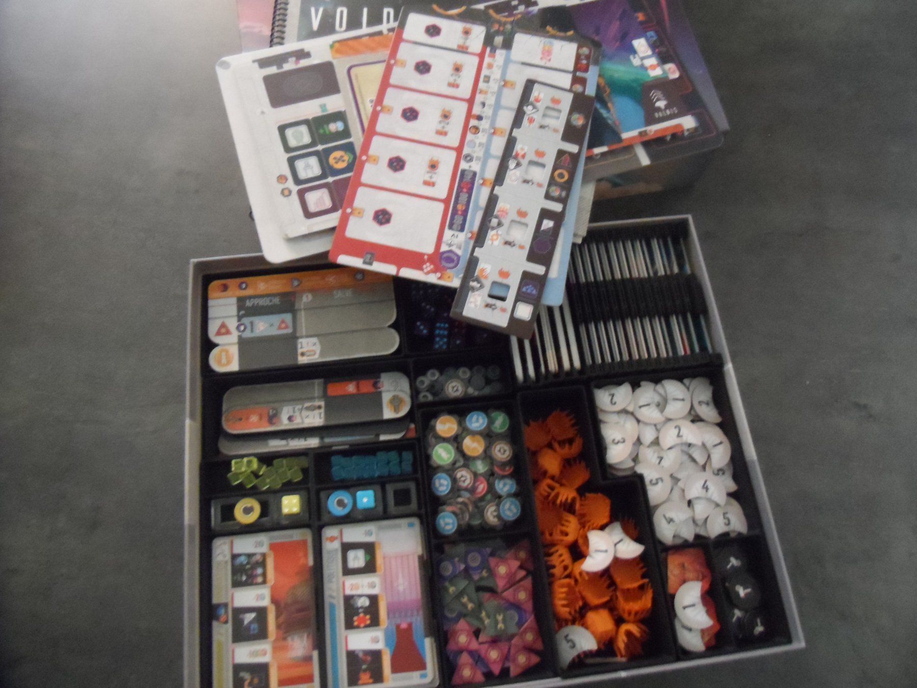 Jeux: Gloomhaven Mâchoires du Lion – Neuf (Voir description) à Muraz (Collombey) par Ping181 3