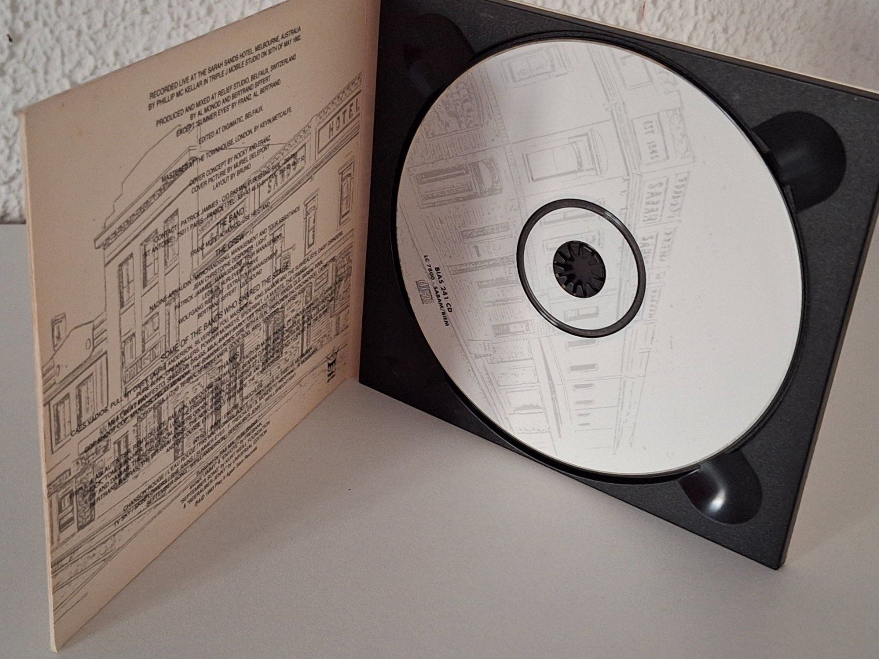 CD: CD The Young Gods - Live Sky Tour – Usato da Aarberg venduto da Jackup1 2