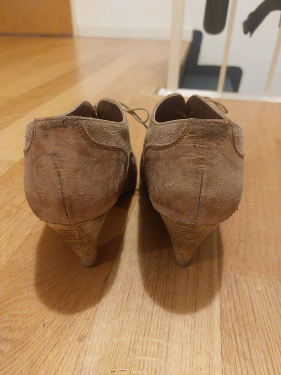 Chaussures femmes: Halbschuhe, echt Leder, 40 – D'occasion à Münchenstein par sil_h6c9 2