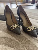 Michael Kors Alina Flex Pumps braun Logo Design