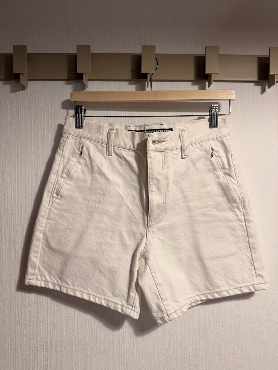 Alexander Wang Jeans: Shorts Alexander Wang taille 25 – D'occasion à Monnaz par MDVintage