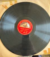 78 tours His Master’s Voice (HMV).