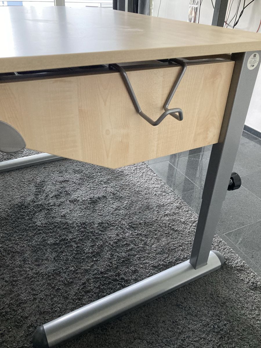 Schreibtische: Schreibtisch für Kinder – Gebraucht aus Bottighofen von rai.jaeger 2