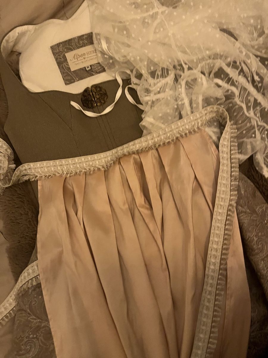 Vestiti: Alpenherz Dirndl Gr36  – Nuovo (secondo la descrizione) da Zürich venduto da oon_nns5 1