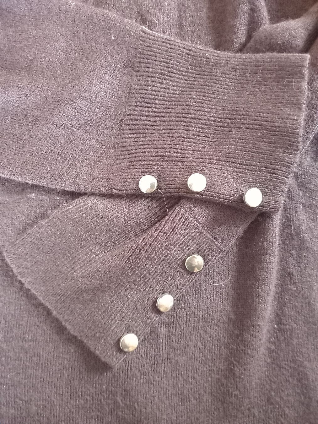 Kleider: Robe pull noire Taille M – Gebraucht aus Faoug von per_kp6r 1