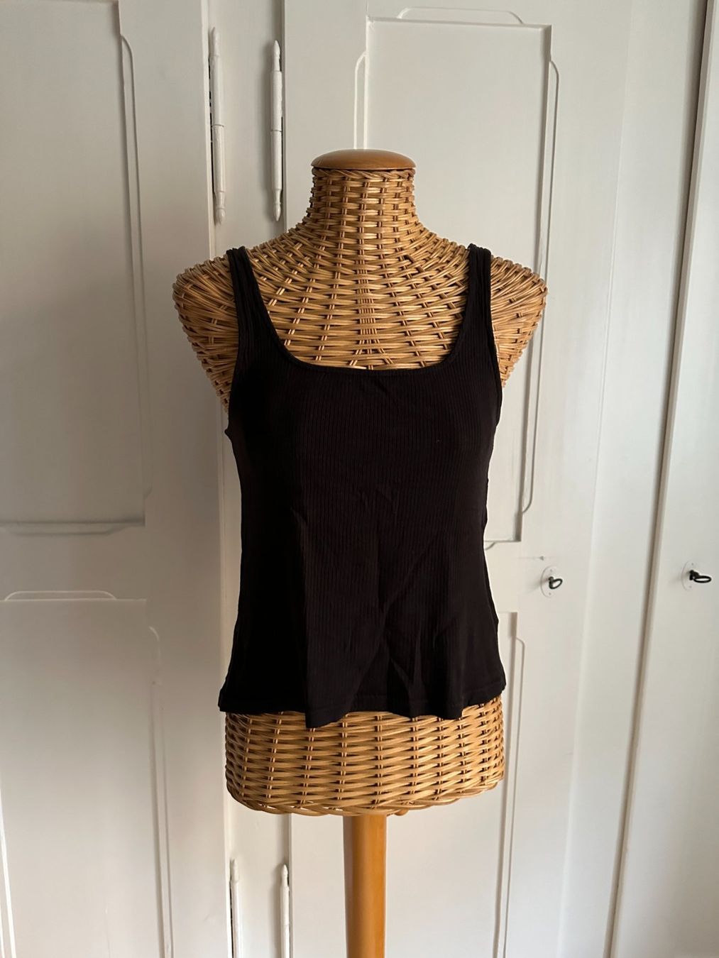 H&M Top: Trägertop schwarz M – Usato da Zürich venduto da Diazaio