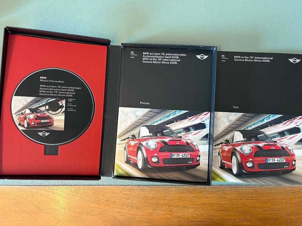 Mini Documenti: Mini Media Information 2008 & 2009 – Usato da Genève venduto da Johnny345 2