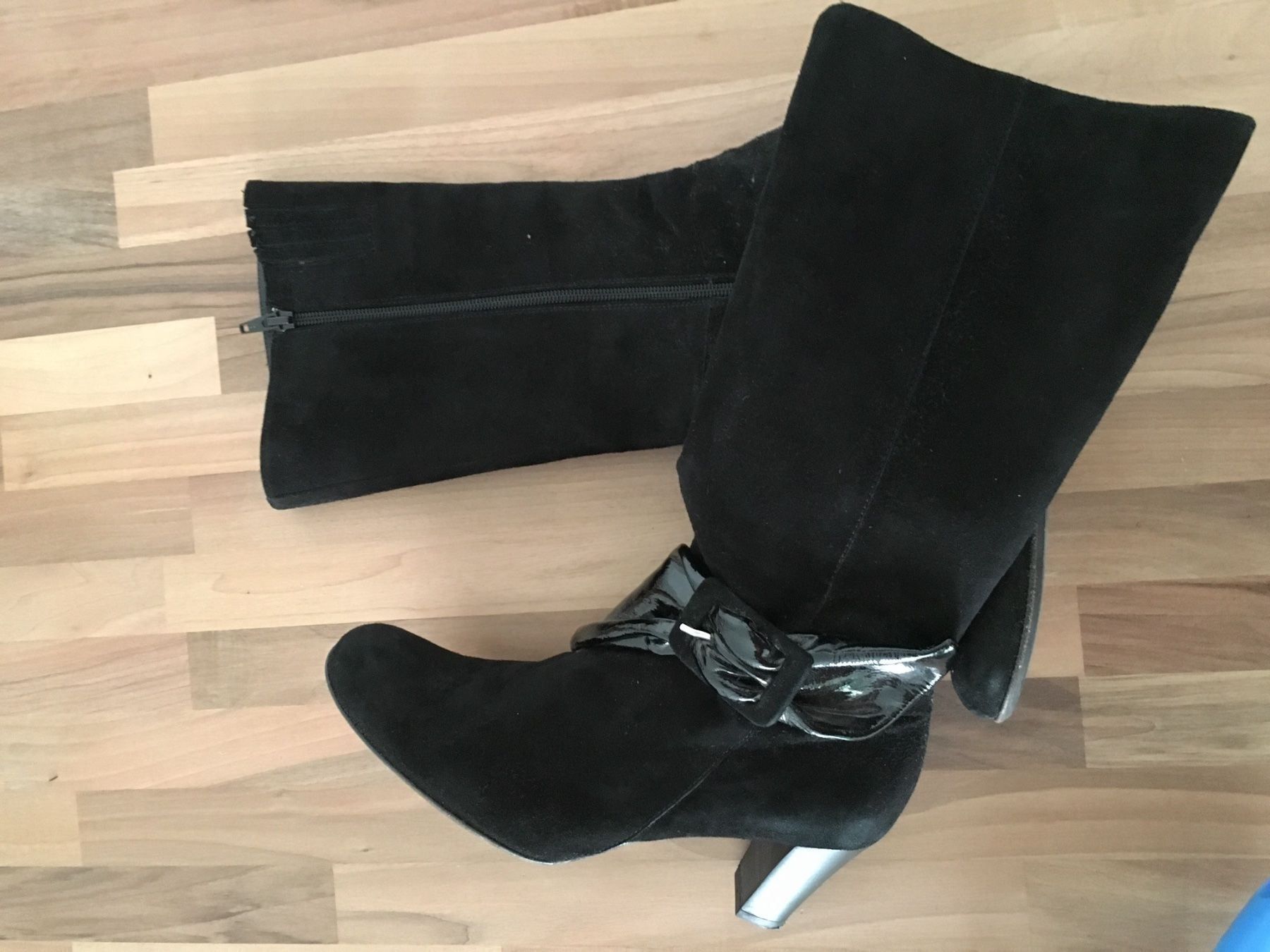 Massimo Dutti Damenschuhe: NEU*** NAVYBOOT Stiefel Wildleder & Lack schwarz 38 – Neu (gemäss Beschreibung) aus Zürich von MyFashion
