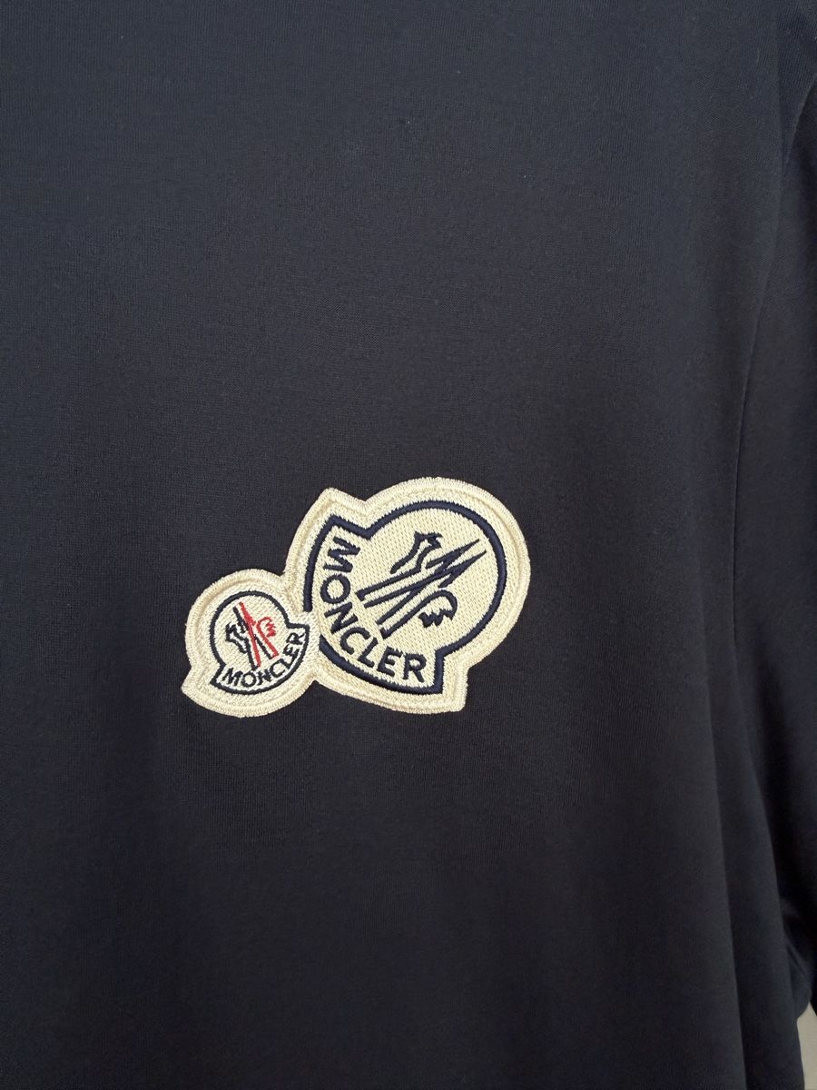 Moncler T-shirt: Moncler Herren T-shirt – Nuovo (secondo la descrizione) da Pfäffikon ZH venduto da C.Cs 1