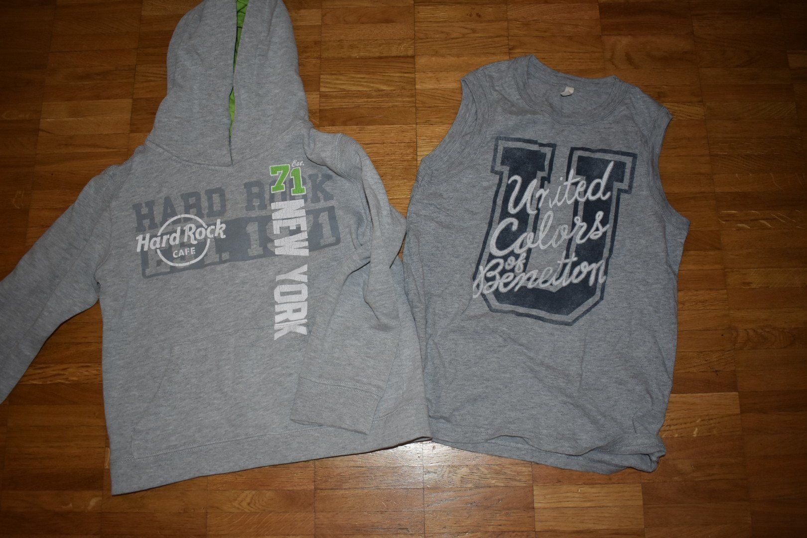 Lotti & Set di vestiti: Un débardeur+un sweat-shirt – Usato da Les bois venduto da Steph-tigrou