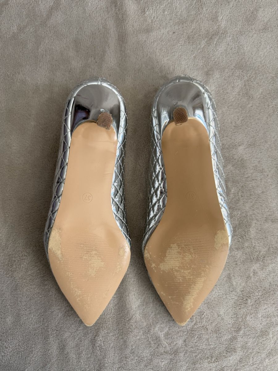Scarpe da donna: Pumps Joy & Roy silber Grösse 38 – Usato da Bassersdorf venduto da sol_5275 3