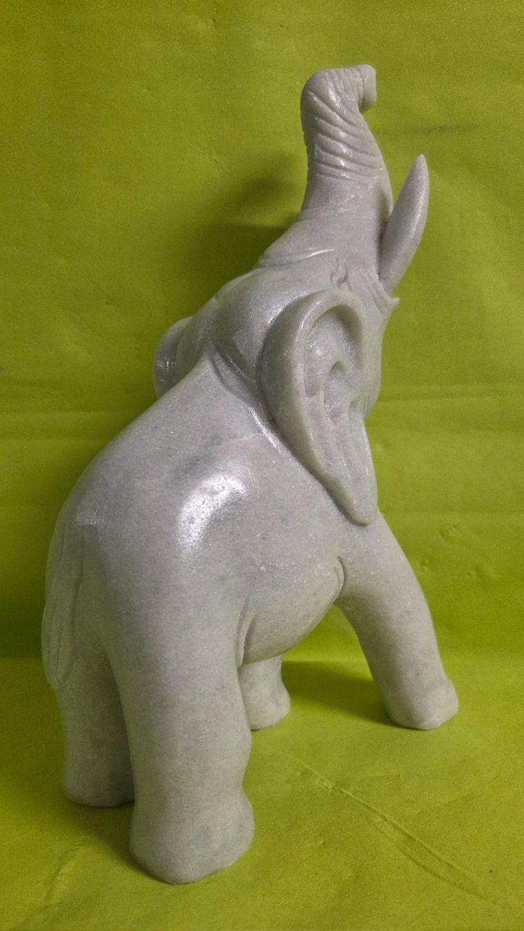Sculture & Statue: Schöner Elefant aus Marmor 30cm – Nuovo (secondo la descrizione) da Roggliswil venduto da Mabelco 3