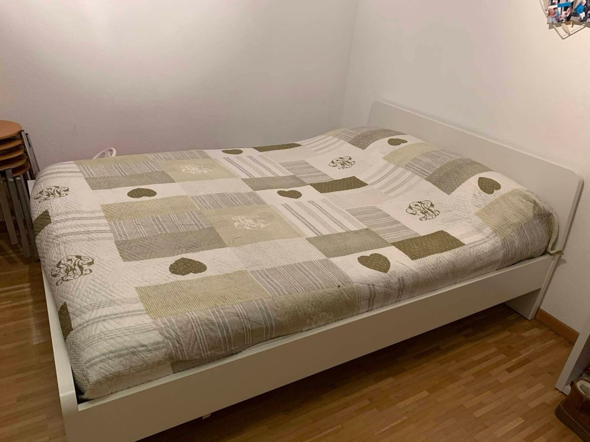 Letti: Bett komplett 140x200 – Usato da Zug venduto da Deks 5