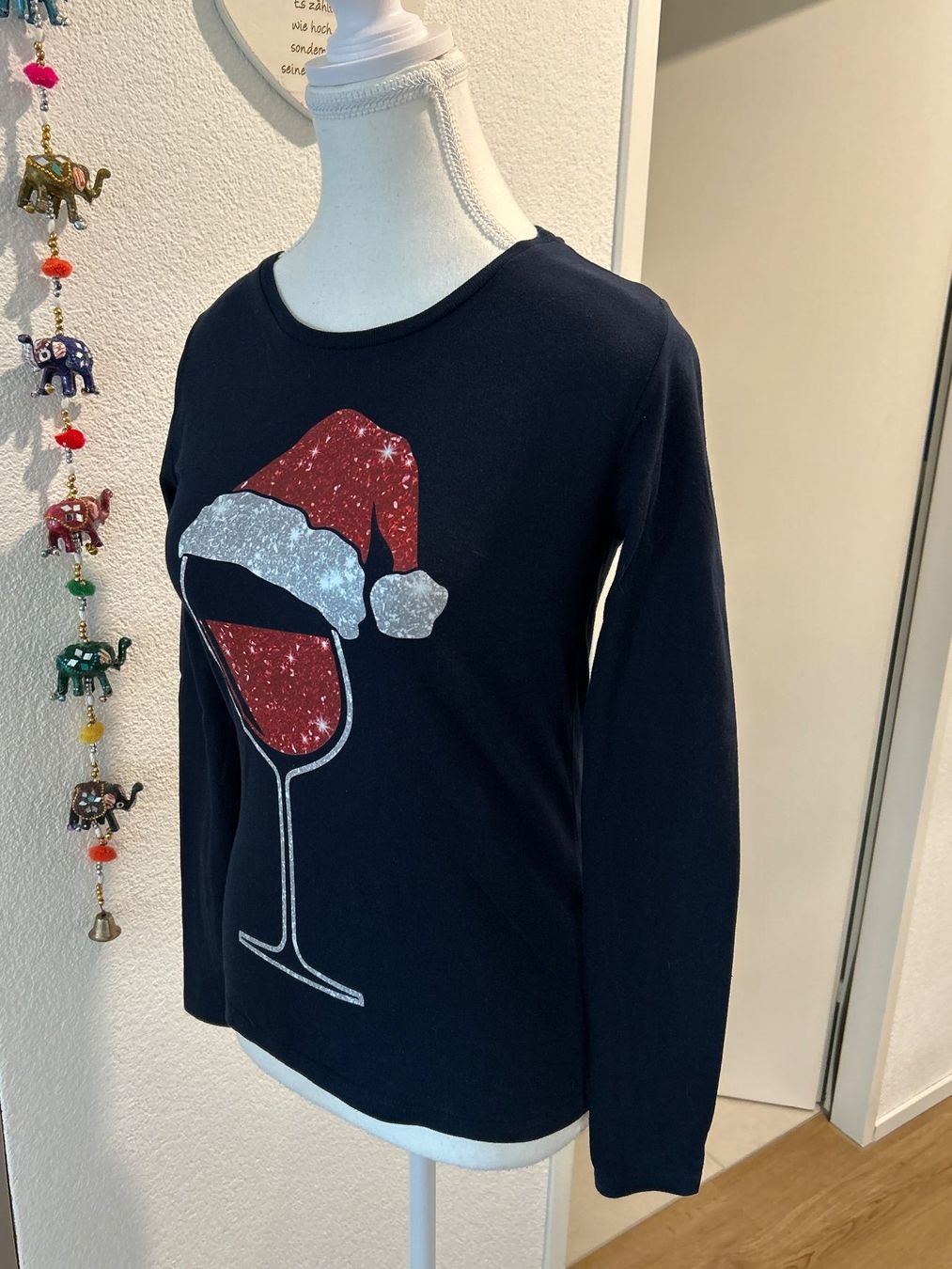 Pullover & Sweatshirts: Weihnachtspullover Damen dunkelblau von B&C Collection Gr.XS – Gebraucht aus Brunnen von Nala2929 4