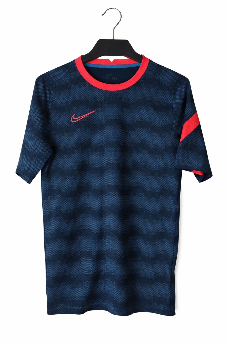 Nike T-shirts: T-shirt Nike Dri-FIT - Taille S – D'occasion à Genève par MariaS2