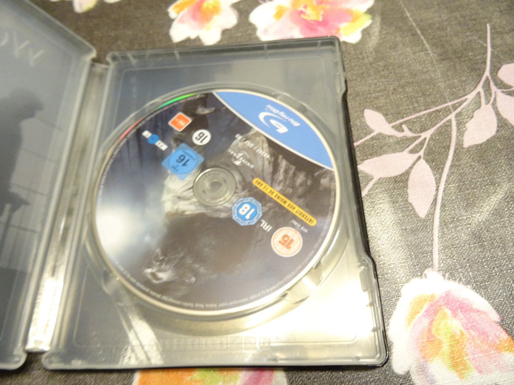 Tutti i DVDs: Wolfman STEELBOOK BLU-RAY – Usato da Olten venduto da Disc-Verkauf 1