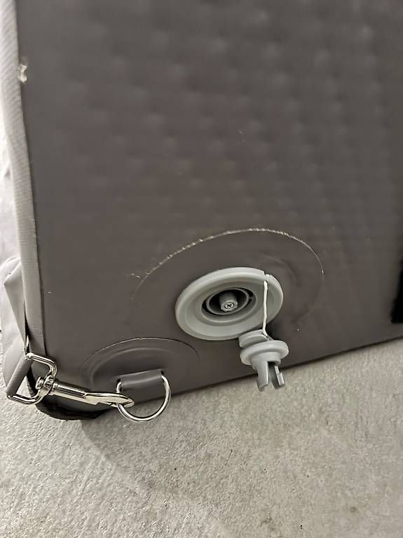 Sonstiges Fahrzeugzubehör: Hundebox L Porsche – Gebraucht aus Oberägeri von rst_r77p 4