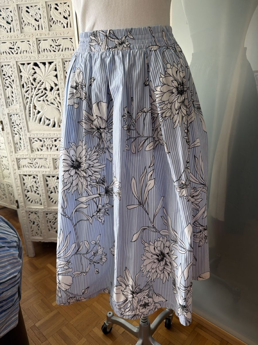 Zara Gonne: Jupe Zara taille S – Usato da lausanne venduto da annec777 1