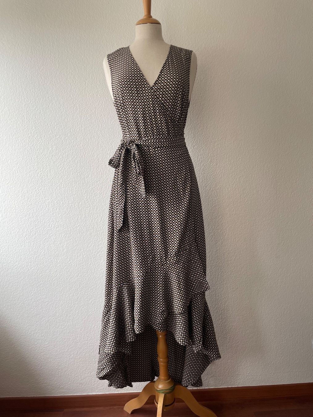Ganni Vestiti: GANNI Wickelkleid – Nuovo (secondo la descrizione) da Basel venduto da kreiro