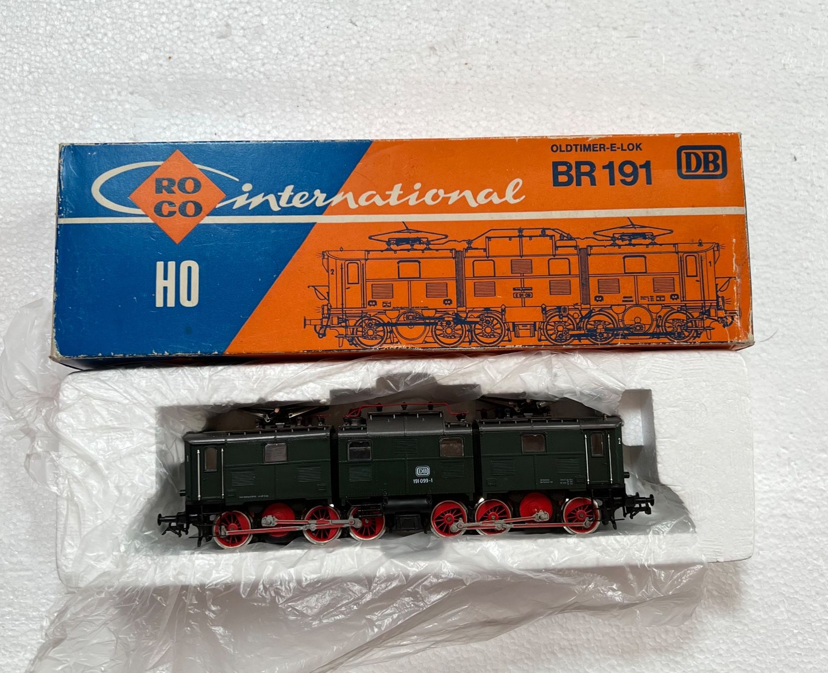 Roco Modellini di ferrovie: ROCO BR 191, 4139 – Usato da Rebstein venduto da keeljohnpirat