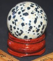 Deko - Heilstein – A-1202 Dalmatiner Jaspis Kugel 25mm mit S