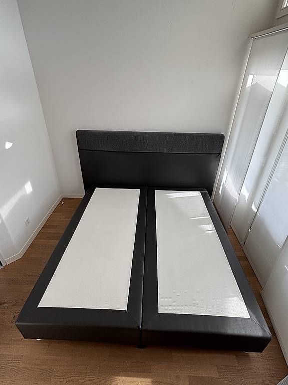 Betten: Boxspringbett (180/200) – Gebraucht aus Walchwil von AlonsoXXX 1