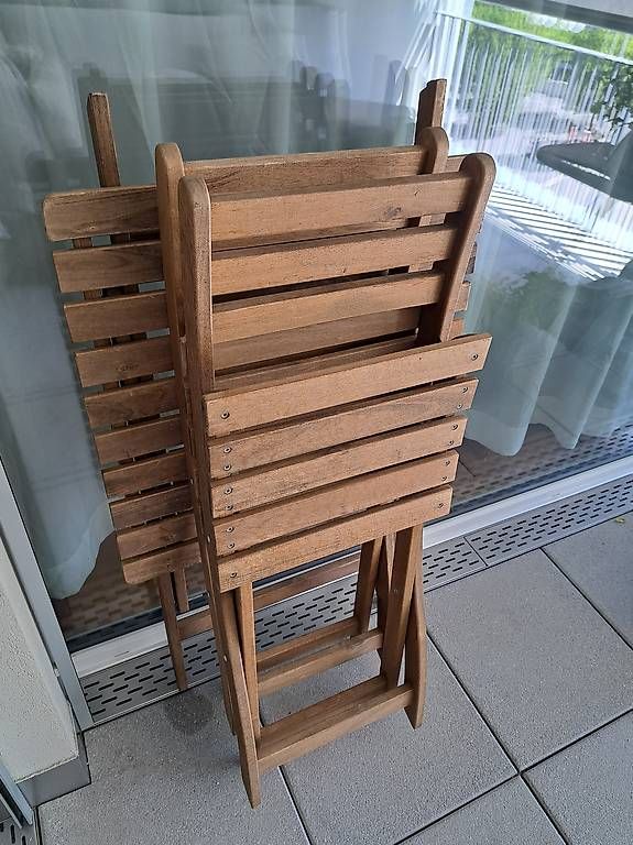 Tischset: Bistro-Set Tisch und zwei Stühle – Gebraucht aus Malters von FuchsO 4