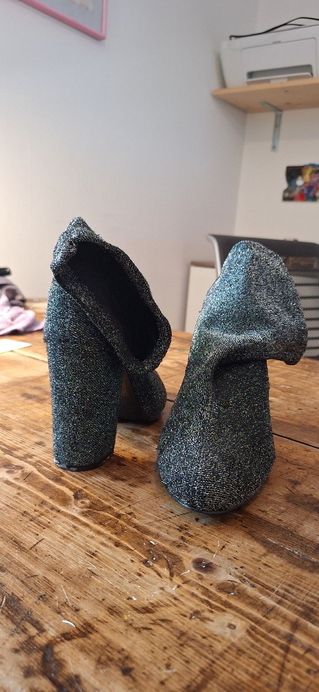 Scarpe da donna: Glitzer-Stiefeletten – Usato da Winterthur venduto da shishibelle 2