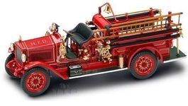 Signature 20118 Maxim C-1 FireEngine '23 Feuerwehr Auto 1:24