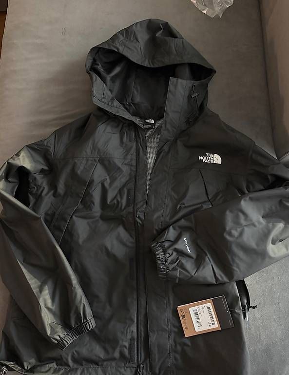 North Face Giacche: North Face Dryvent Jacke – Usato da Schleinikon venduto da kar_8ww7