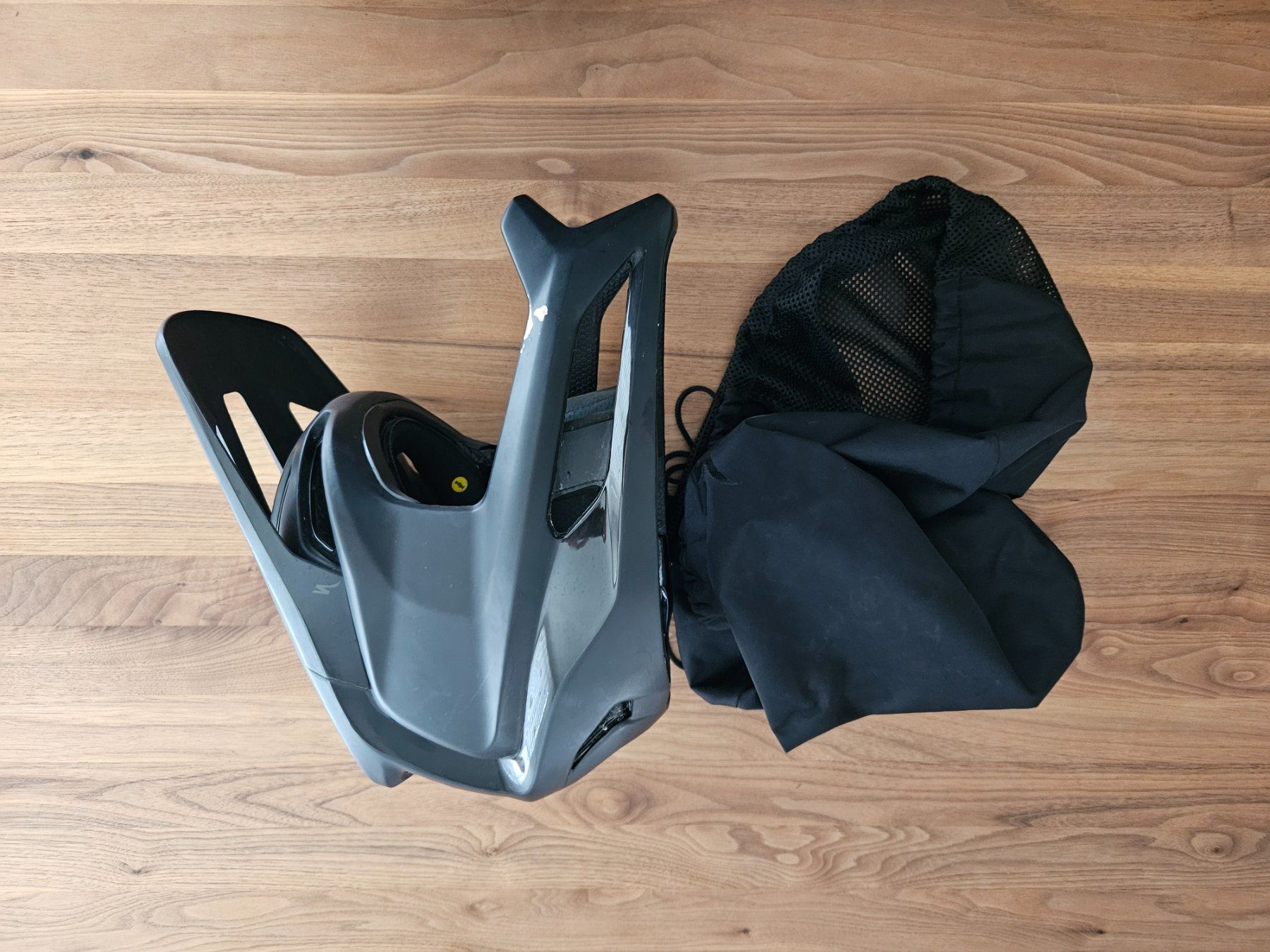 Specialized Helme: Specialized Gambit Gr. s – Gebraucht aus Brunnen von han_vh8q 5