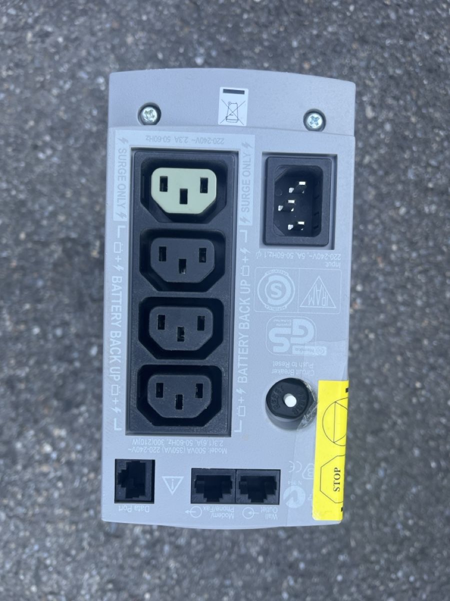 Apc Accus & piles: APC Back-UPS CS 350 USV gebraucht – D'occasion à Frutigen par gpt_9rs5 2