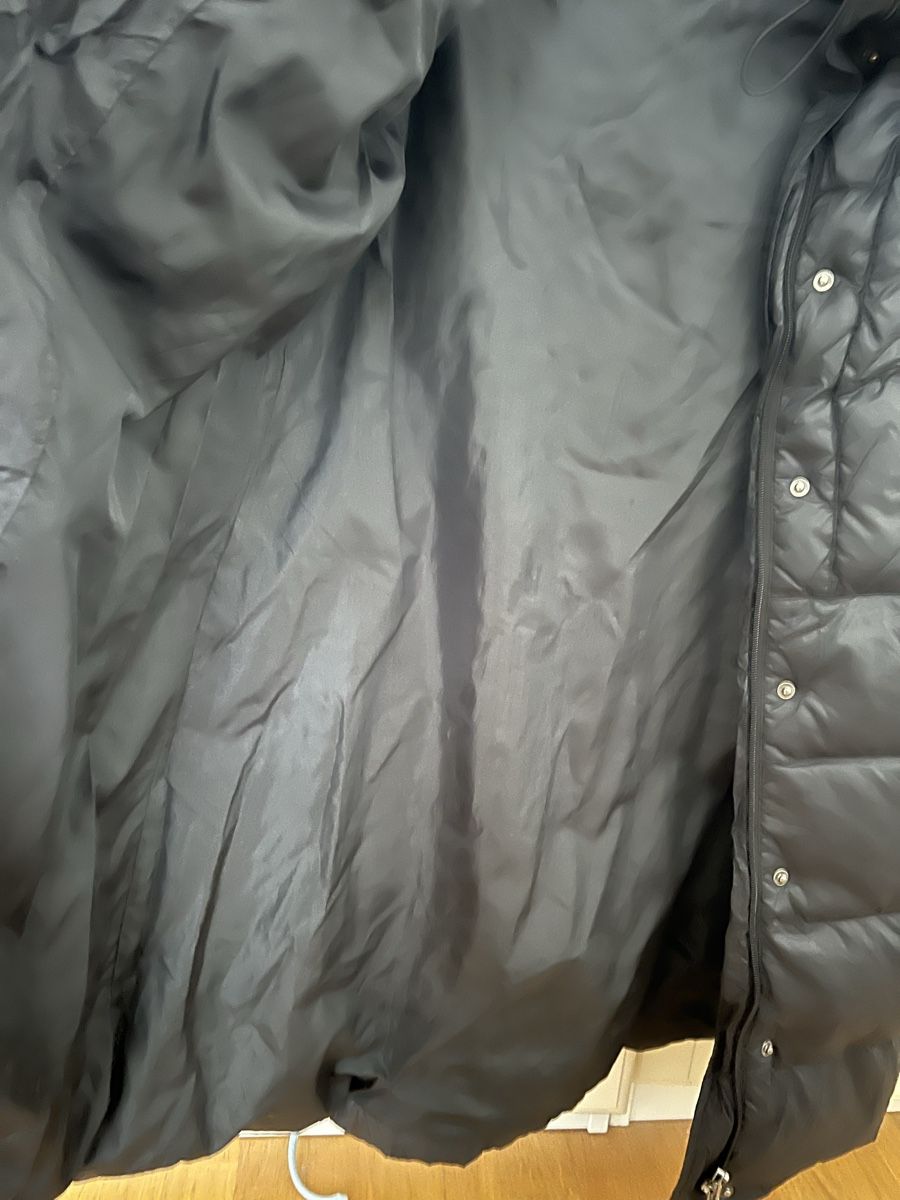 Benetton Cappotti: Benetton Padded Down Winter black Coat – Usato da Bern venduto da EmptySpaceS 4