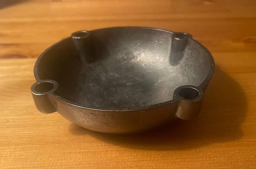 Portacandele: Bowl Candle Holder small Black Brass – Nuovo e nell'imballaggio originale da Gümligen venduto da VIN-TAGE-ZONE 1