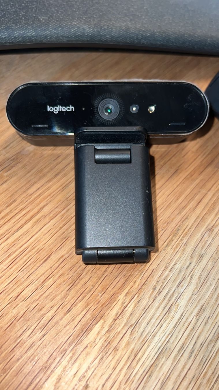 Logitech Tastaturen: Logitech bundle mit Maus,Webcam und Tastatur – Gebraucht aus Rümlang von DuDuGess 2